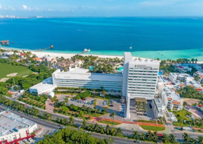 Отель Presidente InterContinental Cancun Resort  Канку́н 